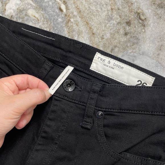 Rag & bone Nina High-Rise Skinny Black Hampton
Slim Fit Ankle Black Jean size 26 - Picture 2 of 14